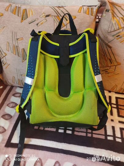 Школьный рюкзак