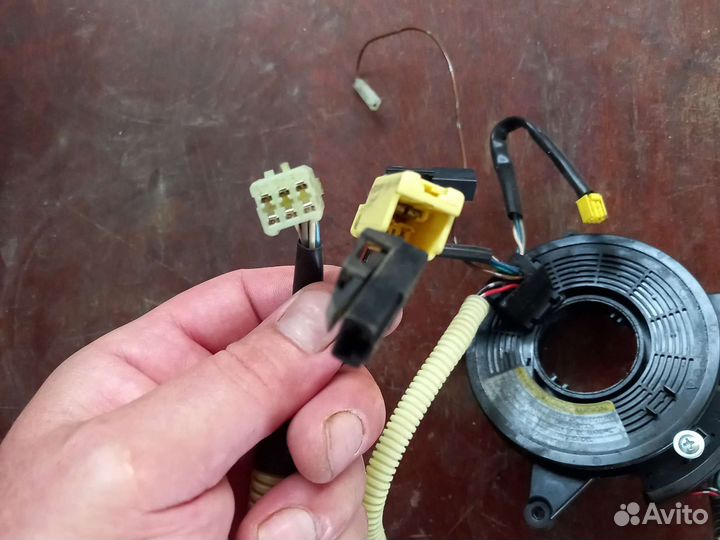 Шлейф подрулевой Suzuki Liana 1 1.6 M16A 2007