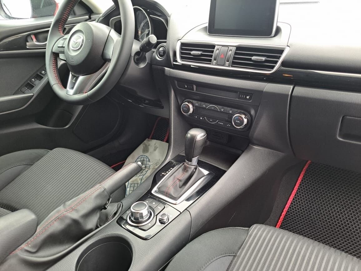Mazda 3: фото владельца