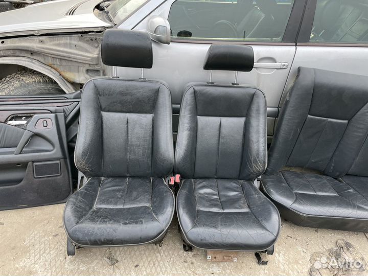 Кожаный салон w210 дорест