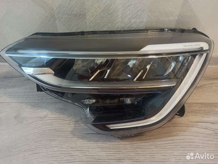 Renault arkana фара