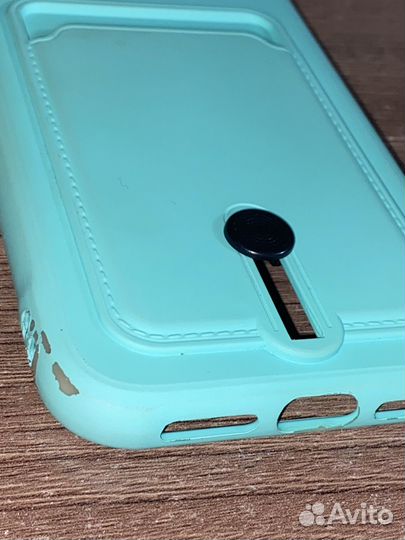 Чехол на iPhone 11 и провод для зарядки