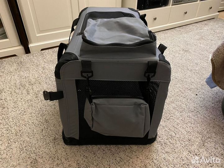 Переноска, вольер для животных