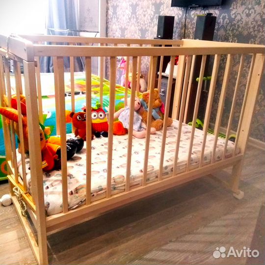 Кроватка для новорожденных б/у с матрасом 120х60см