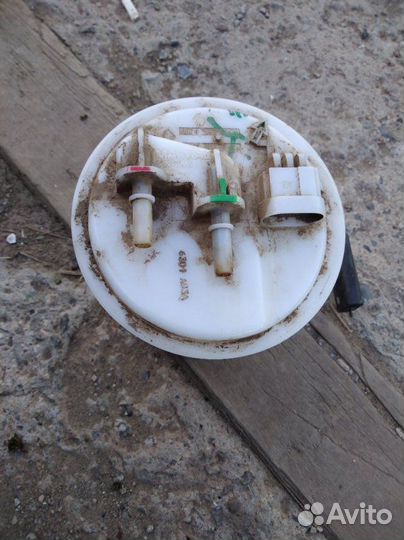 Бензонасос Renault Logan