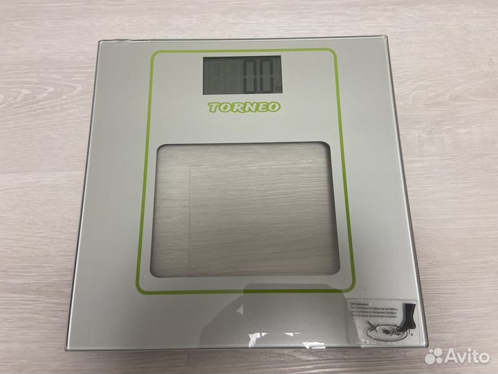 Весы напольные Torneo