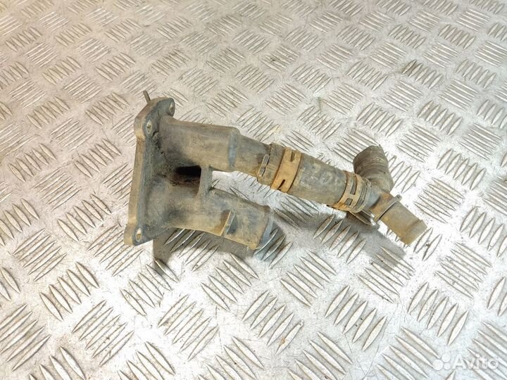 Крышка термостата Ford Fiesta 2001-2008