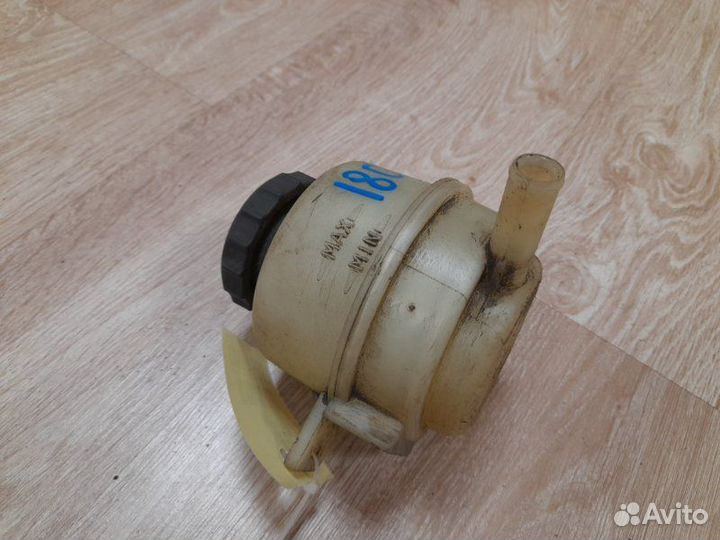 Бачок гур Kia Rio 1 2000-2005