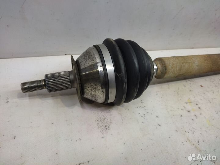 Привод передний правый Volkswagen Polo MK5 2011