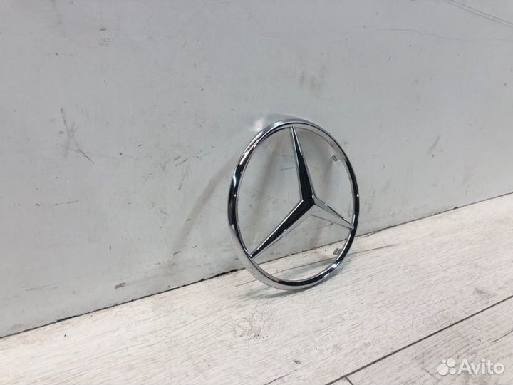Эмблема решетки радиатора Mercedes Sprinter