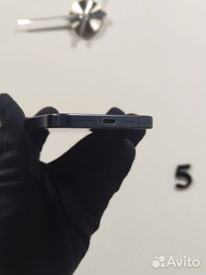 iPhone 15 Pro, 128 ГБ