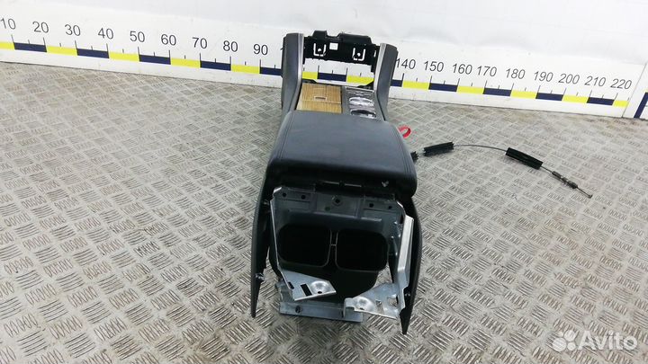 Подлокотник Jaguar XF 2007-2015