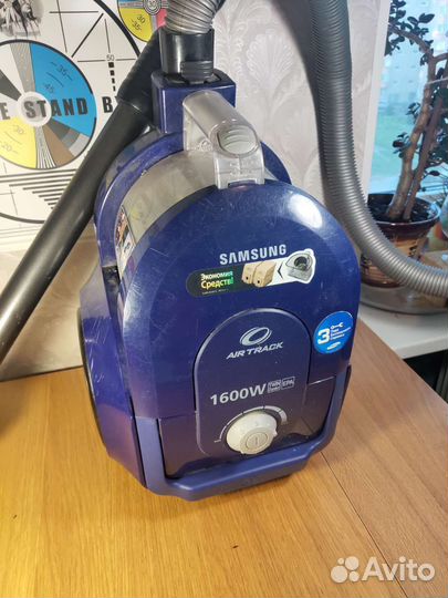 Пылесос Samsung Air track SC4332 1600w