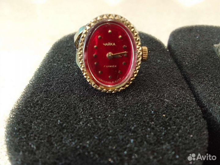 Часы женские Чайка СССР перстень