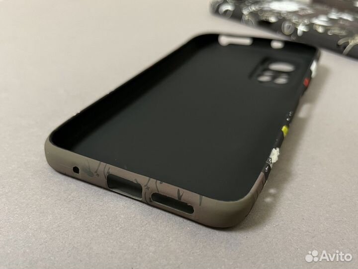 Чехол на Xiaomi Redmi Note 11/11S Kaws