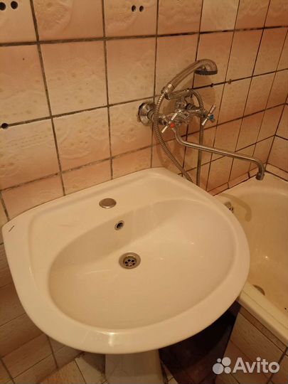Раковина в ванную с тумбой бу