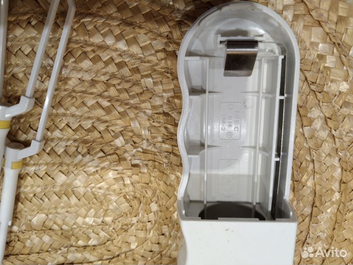 Миксер на батарейках