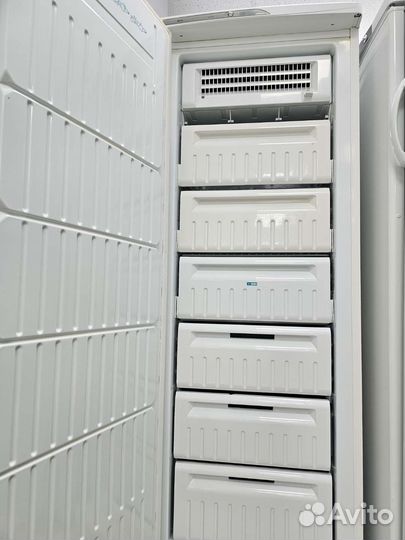 Морозильная камера Stinol. No frost