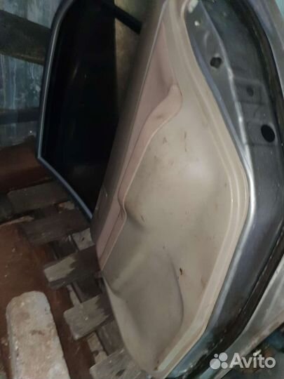 Светлые обшивки карты дверей лансер 9 правый руль