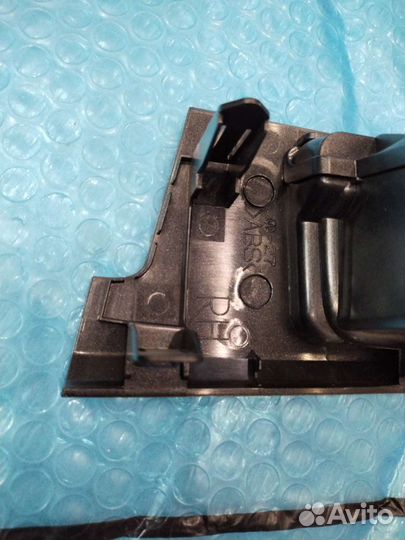 Накладка стеклоподъемника Ленд крузер 200 задняя R