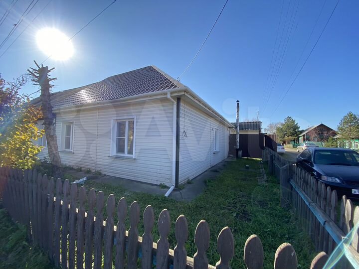 Дом 65 м² на участке 5 сот.