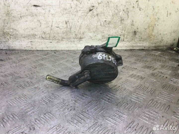 Насос вакуумный Mercedes C-klasse A6112300065 6119