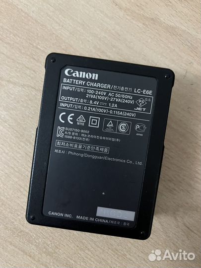 Canon Зарядное устройство LC-E6E для LP-E6