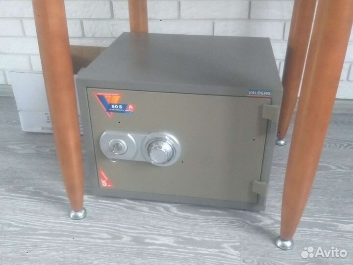 Продам сейф огнестойкий немецкий