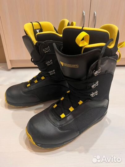 Ботинки и крепление на сноуборд
