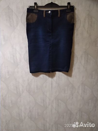 Юбки 2 шт. 46 р-р