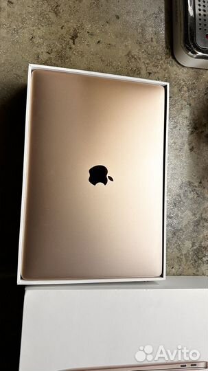 MacBook Air 13 (2019) 128 гб Core i5 RAM 8гб