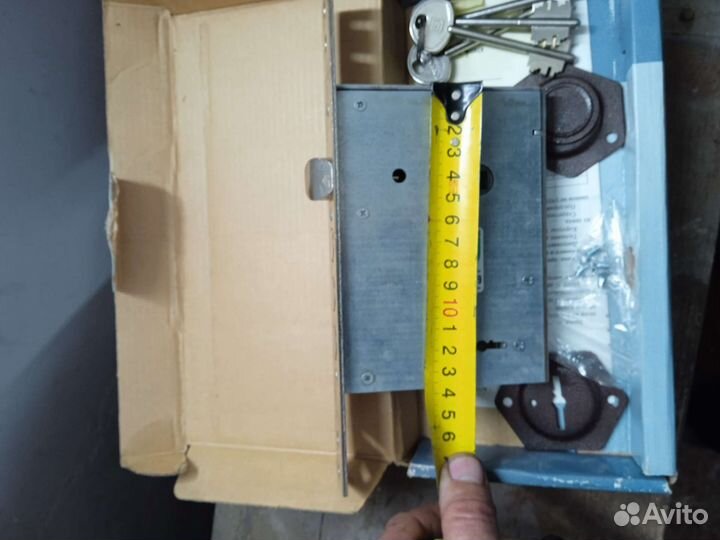 Замок врезной