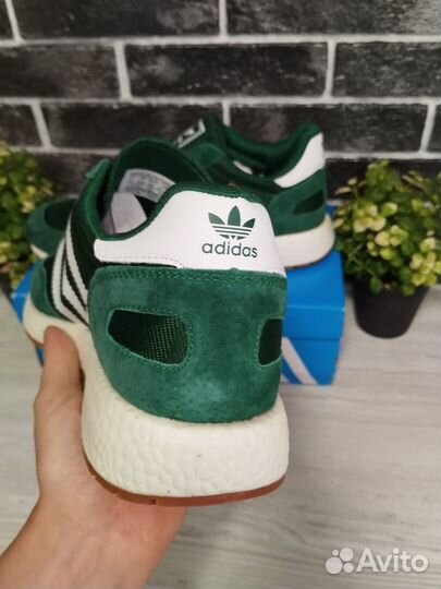 Кроссовки Adidas Iniki