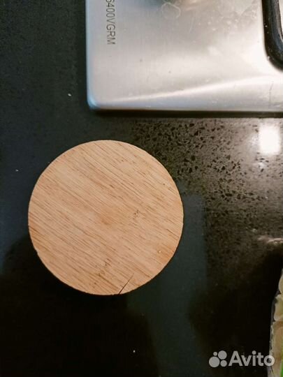 Подставка под горячее. Дубовая