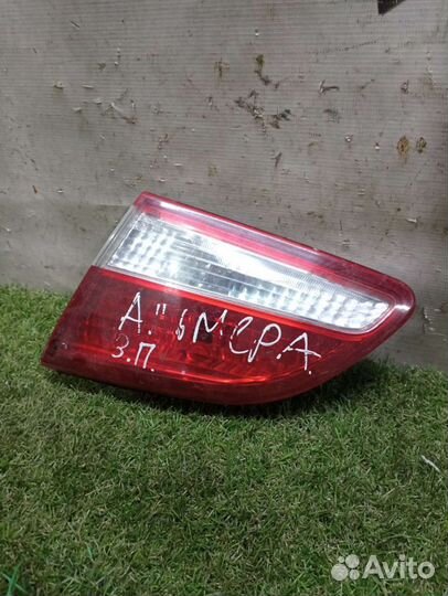 Фонарь задний правый Nissan Almera