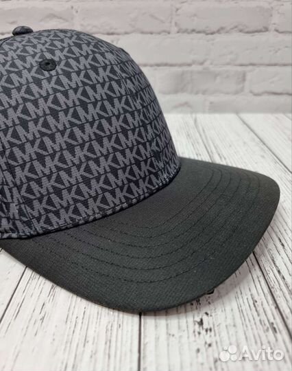 Кепка бейсболка Michael Kors оригинал