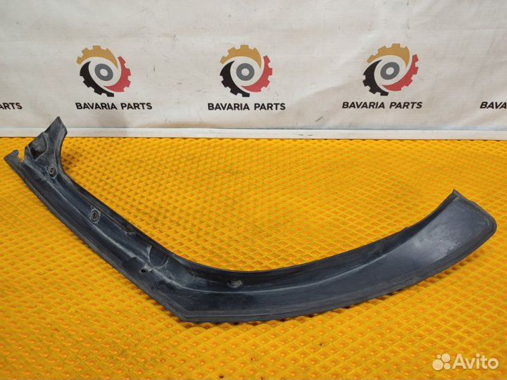 Водосток левый Mercedes Cls W219 3.5 2009