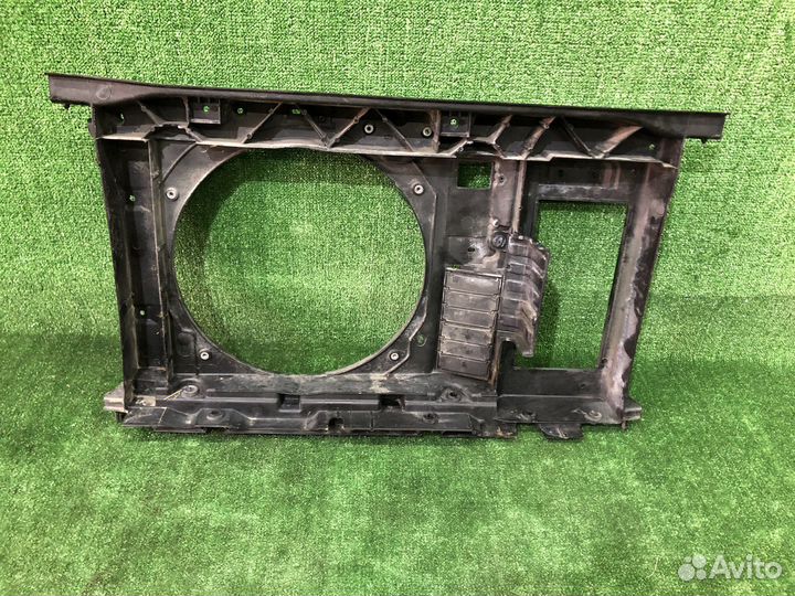 Панель радиаторов Peugeot 308