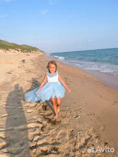 Нарядное платье для девочки