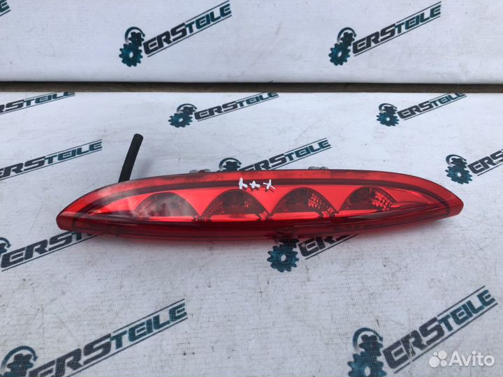 Стоп сигнал Peugeot 208