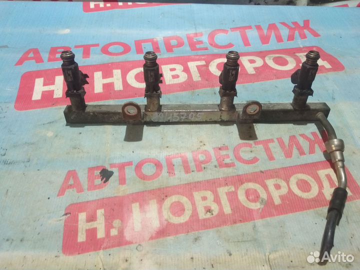 Топливная рампа с форсунками Шевроле Авео Т-250