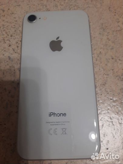 iPhone 8, 64 ГБ