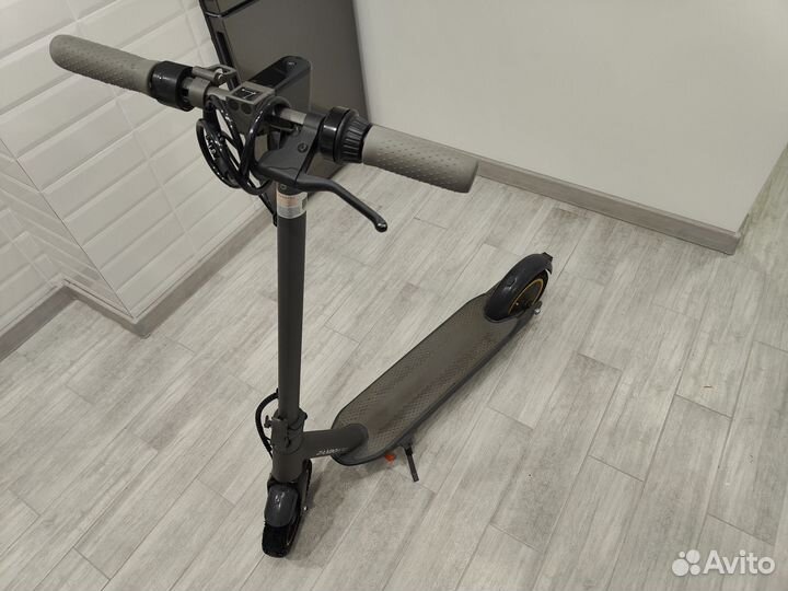 Электросамокат Zaxboard ES-10 MAX 15AH 500W