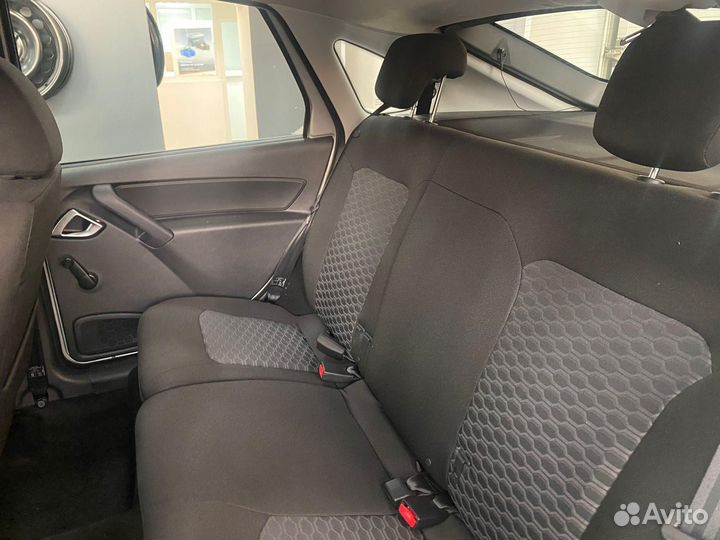 LADA Granta 1.6 МТ, 2023
