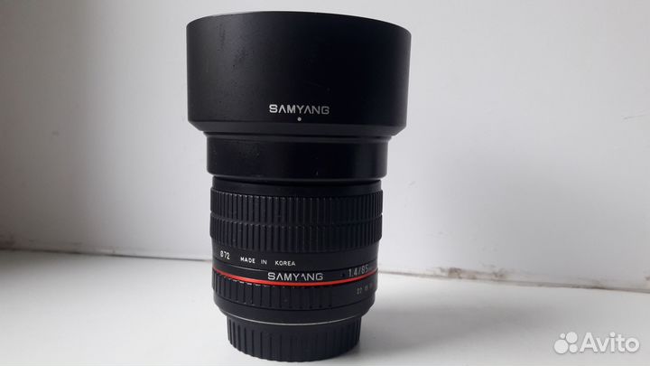 Объектив samyang 85mm 1 /4
