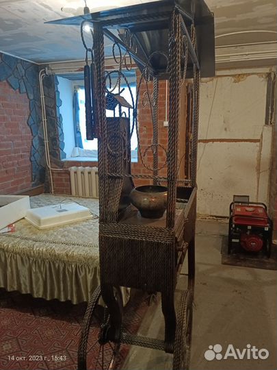 Кованый мангал с крышей