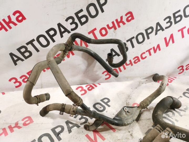 Патрубок системы охлаждения Skoda Fabia хетчбек