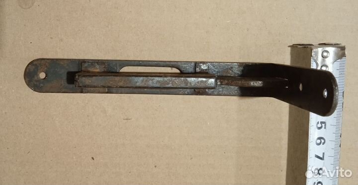 Шпингалет дверной