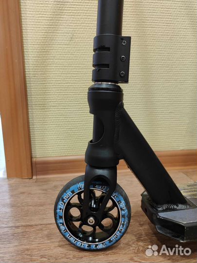 Трюковый самокат Extreme Scooter + скейт в подарок