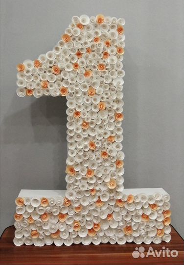 Цифра 1 на годик девочке